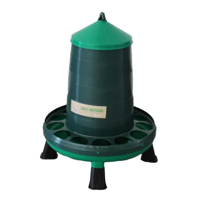 Gaun Recycelt Kunststoff Geflügel-Futterautomat 16 kg. mit Füssen