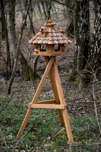 vogelfutterhaus-blockhaus-mit-stander-haus-51-x-45-x-37cm-stander-60-x-60-x-90cm-148528