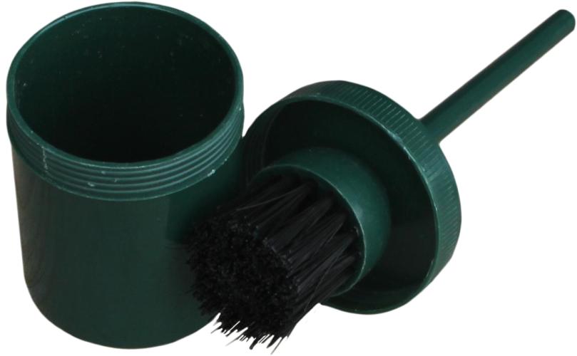 pinsel-mit-dose-142245