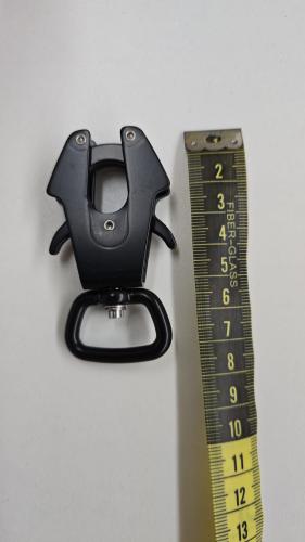 karabinerhaken-mit-wirbel-und-d-ring-8-cm-schwarz-163129