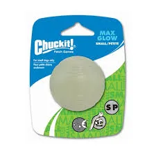 Chuckit! Max Glow Ball M 2er Pack leuchtender Hundeball