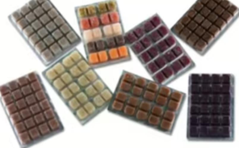 weisse-muckenlarven-100-g-frostfutter-blister-aquarienfutter-126086