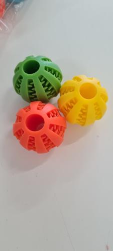 hundespielzeug-snackball-gummi-zahnpflege-farbmix-164074