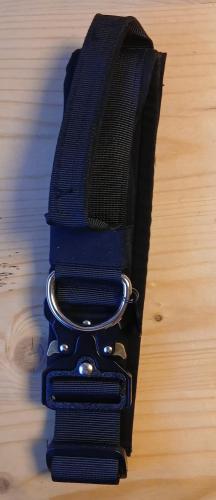 hzo-taktisches-hunde-halsband-verstellbar-mit-kontrollgriff-schwarz-gr-xl-47-57cm-164102