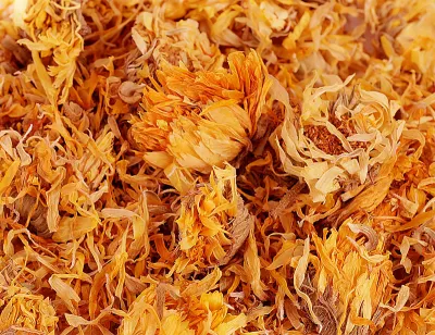 Offenverkauf Ringelblumenblüten mit Kelch